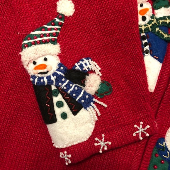 Red Christmas Sweater embroidery - Picture 5 of 7